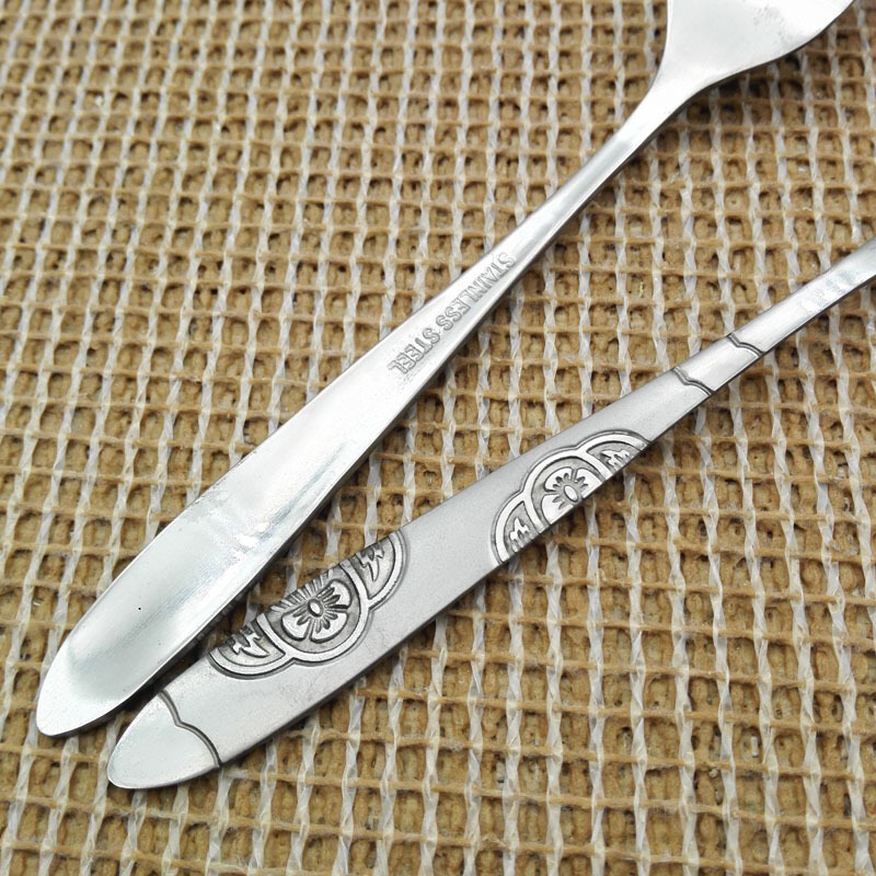 Wholesale Cutlery In Promotion Cheap Metal Chinese Carved Spoon Stainless Steel Spoon And Fork