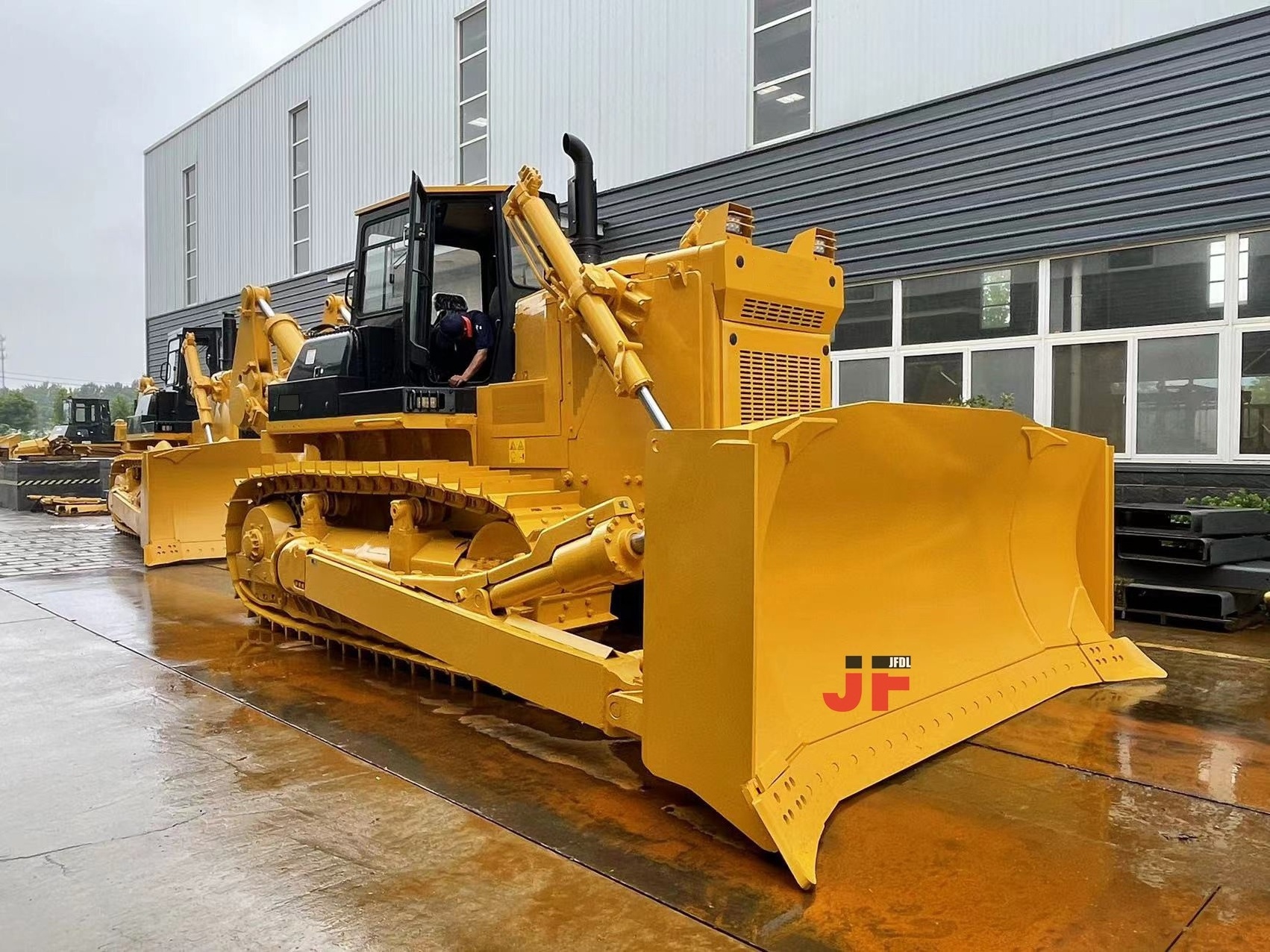 China 257KW New Bulldozer Crawler Bulldozer Compact Bulldozer With Spare Parts Cheap Price For Sale