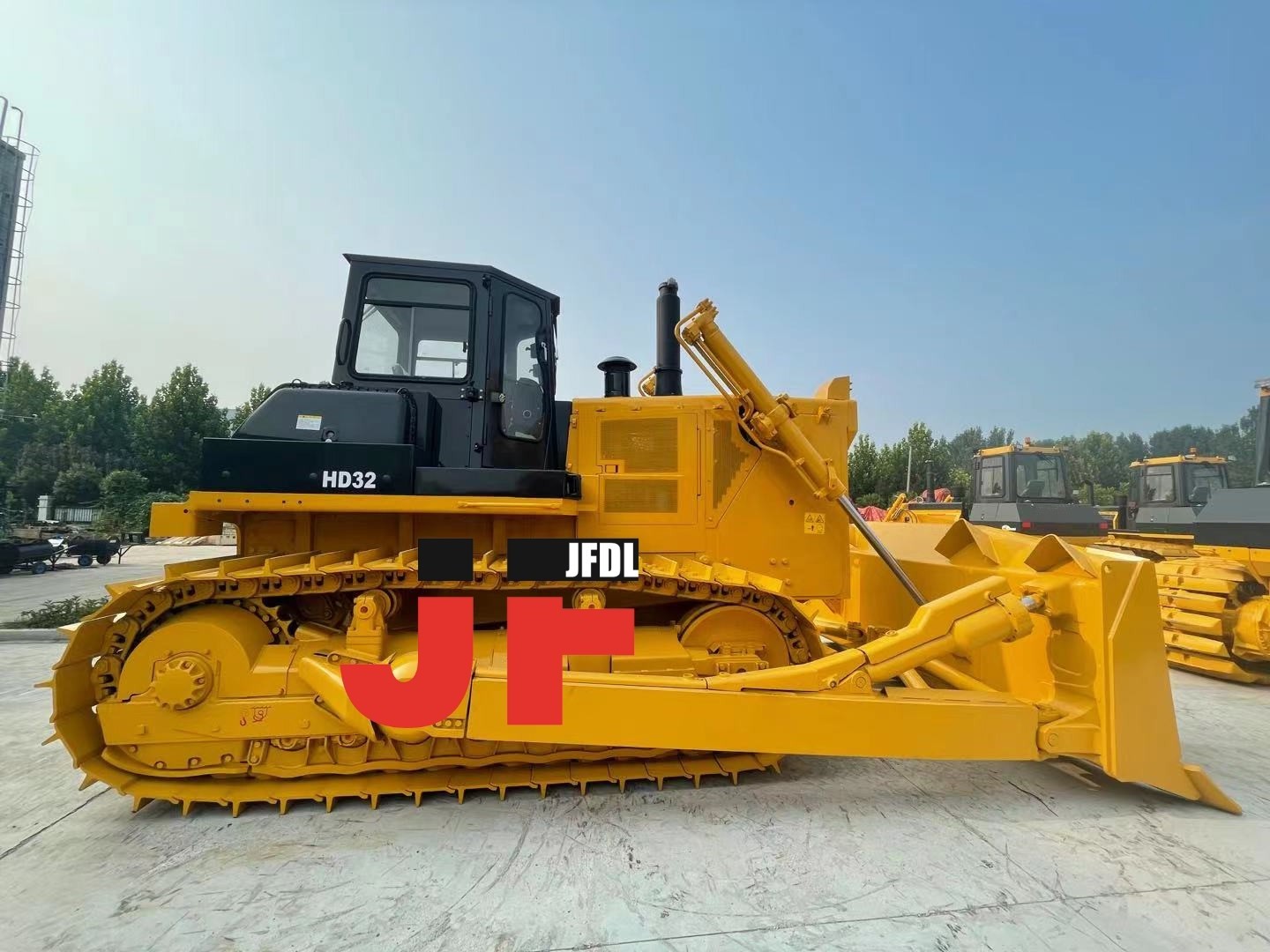 High Efficiency Dozer 160HP 220HP Chinese Crawler Bulldozers  hydraulic Bulldozer For Sale