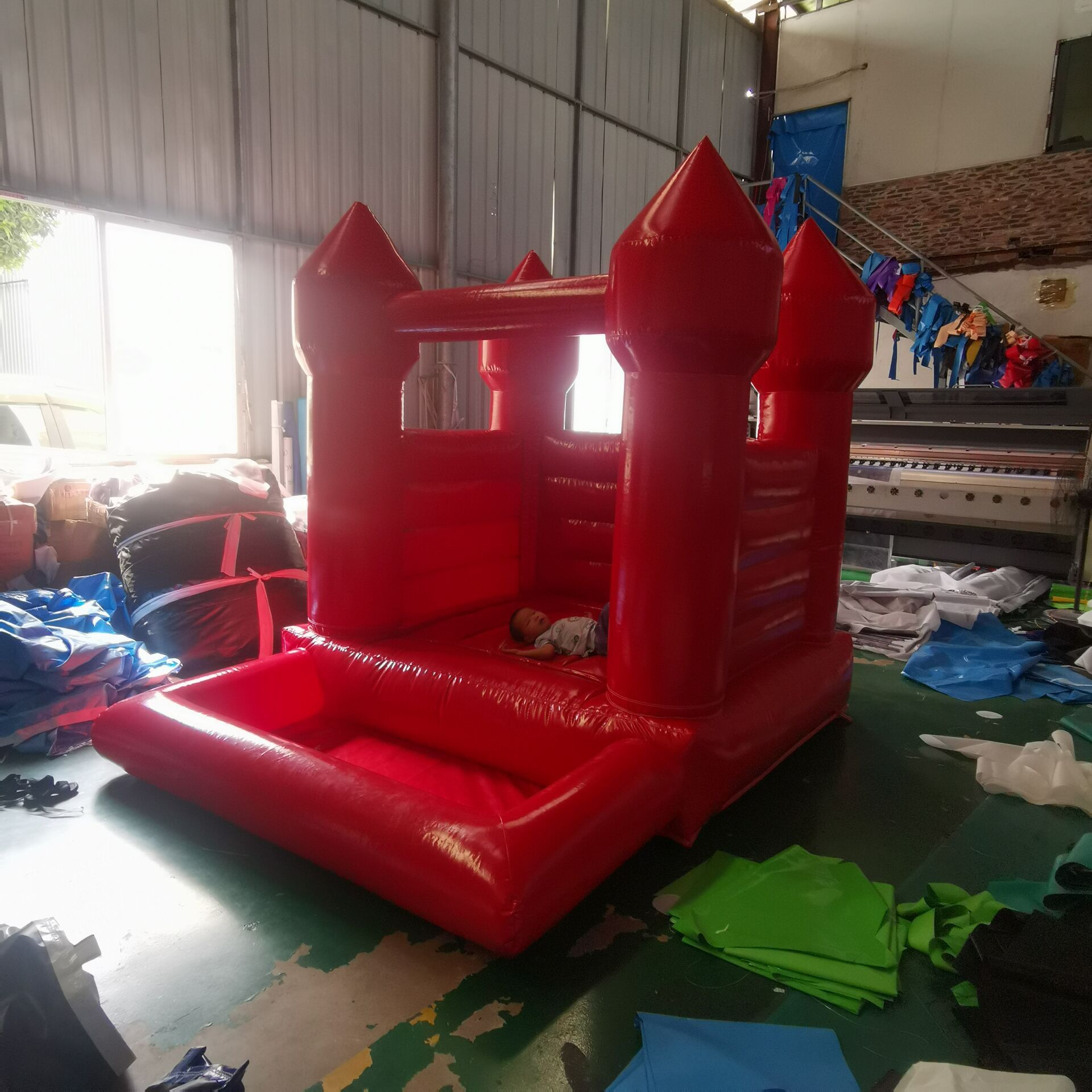 White toddler bounce house with ball pool  Mini inflatable bounce castle for rental