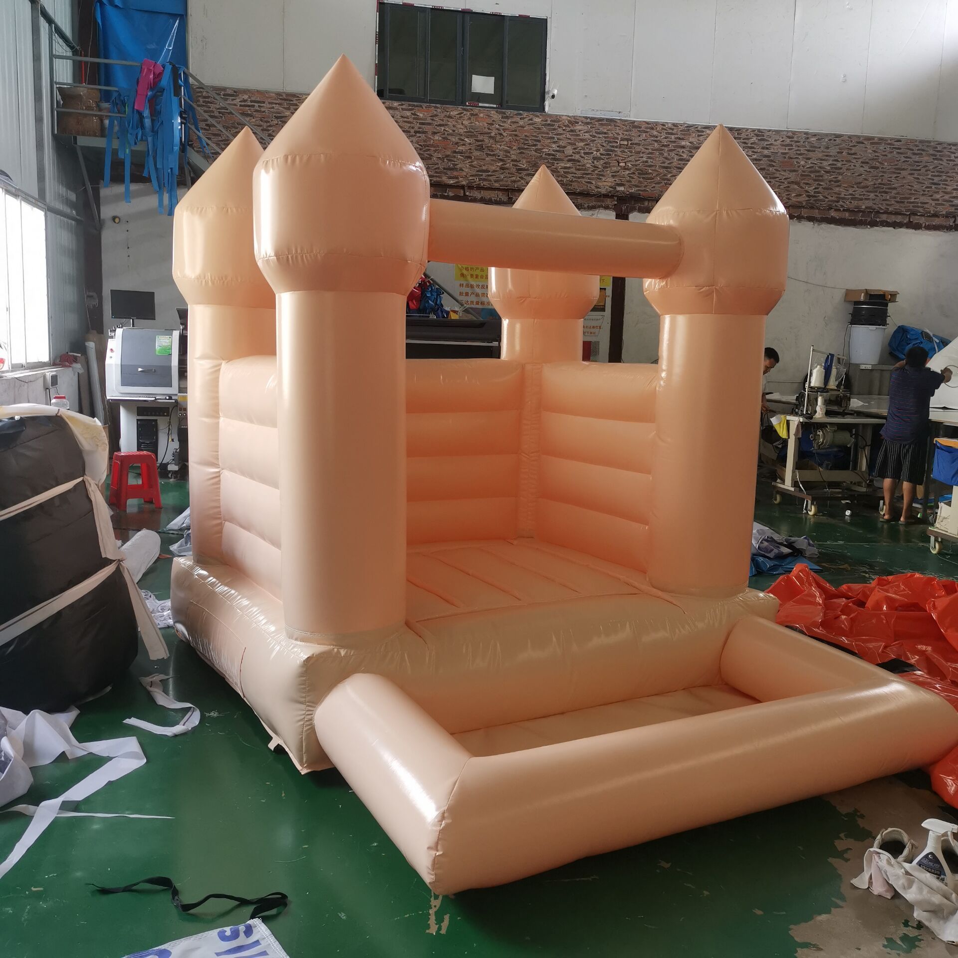 White toddler bounce house with ball pool  Mini inflatable bounce castle for rental