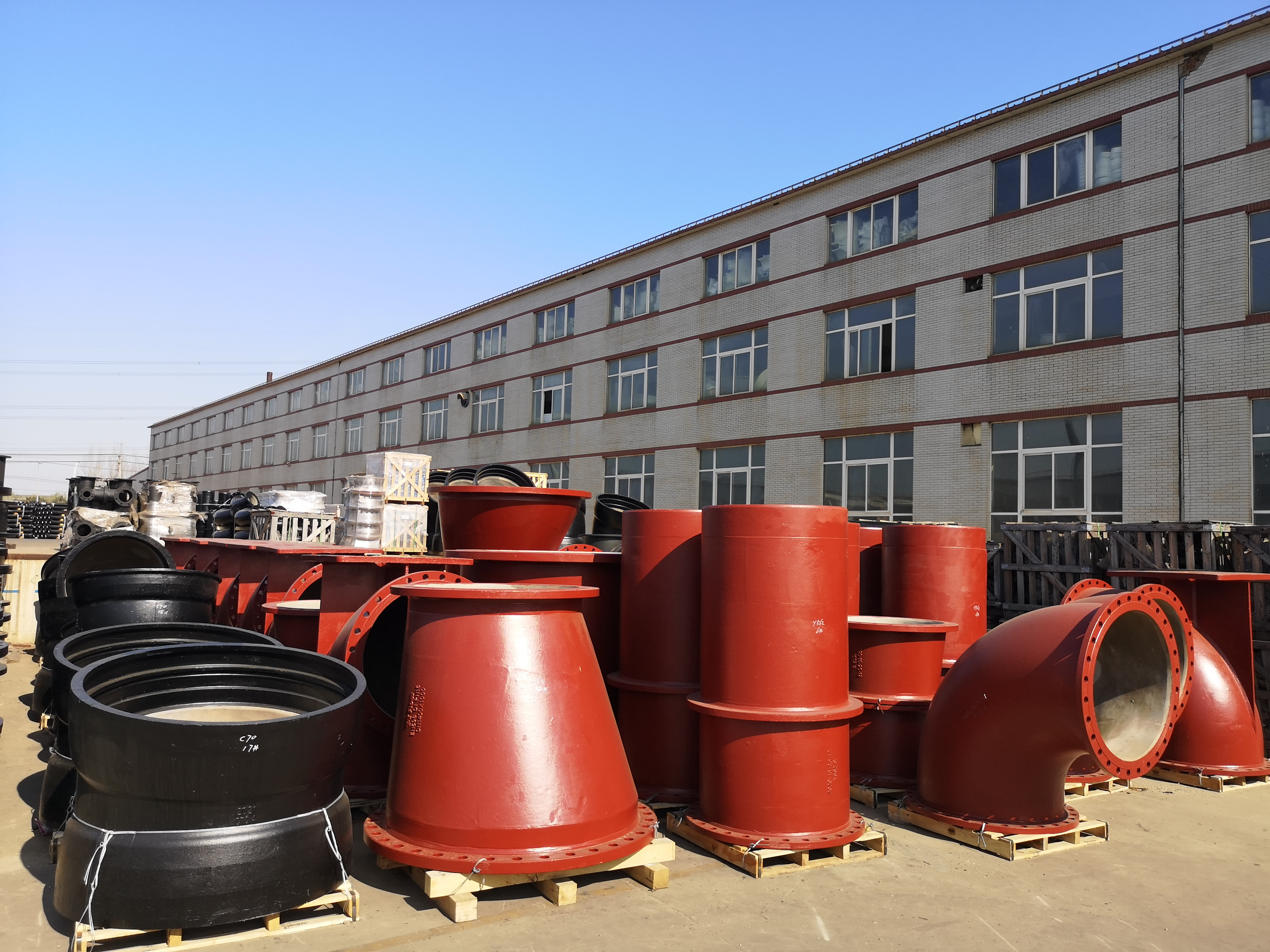 JSP Flanged Reducer/Taper Epoxy Coating Pipe Fitting Liquid Epoxy Coating Pipe Fittings Ductile Iron Pipe Fittings