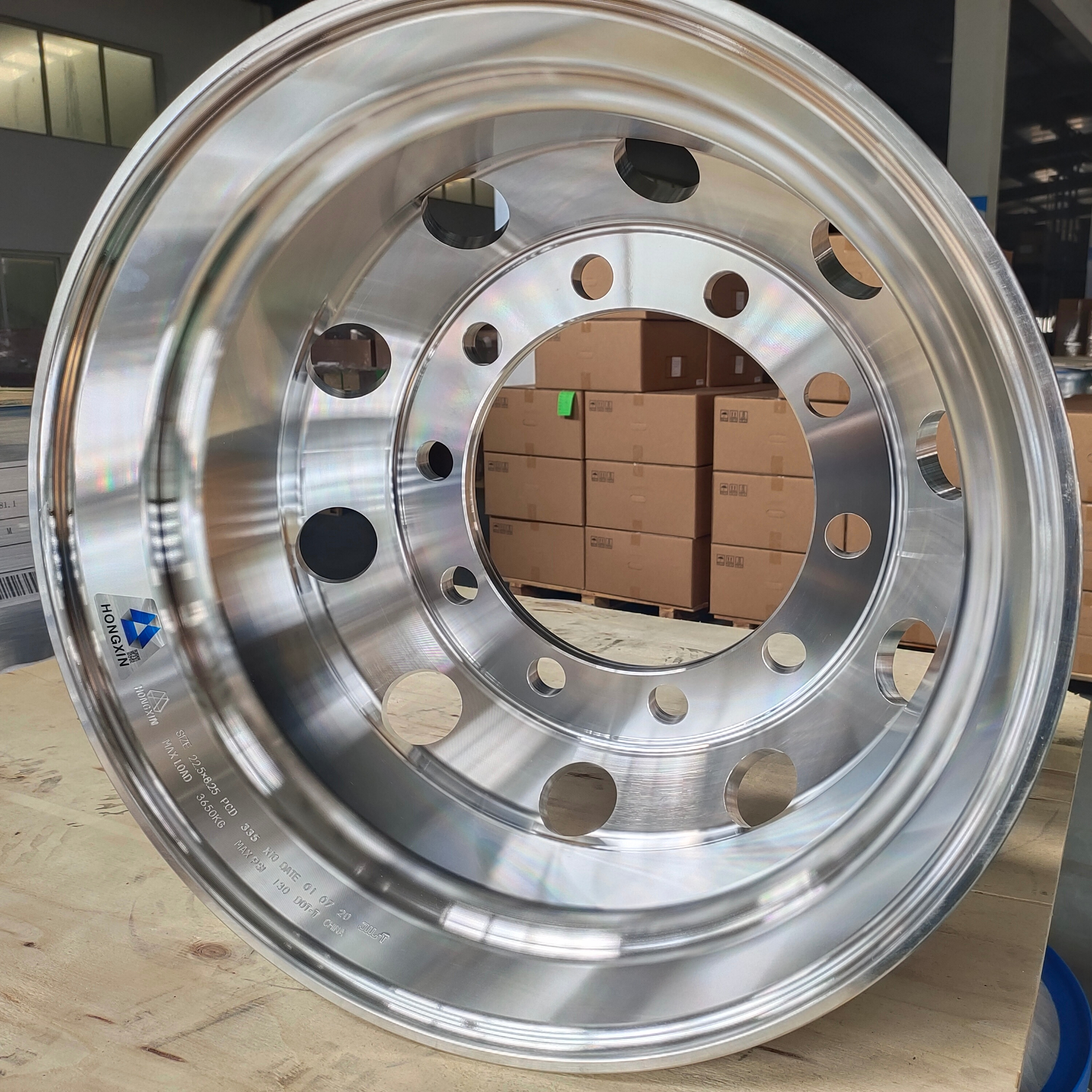 Aluminum wheel 22.5*8.25