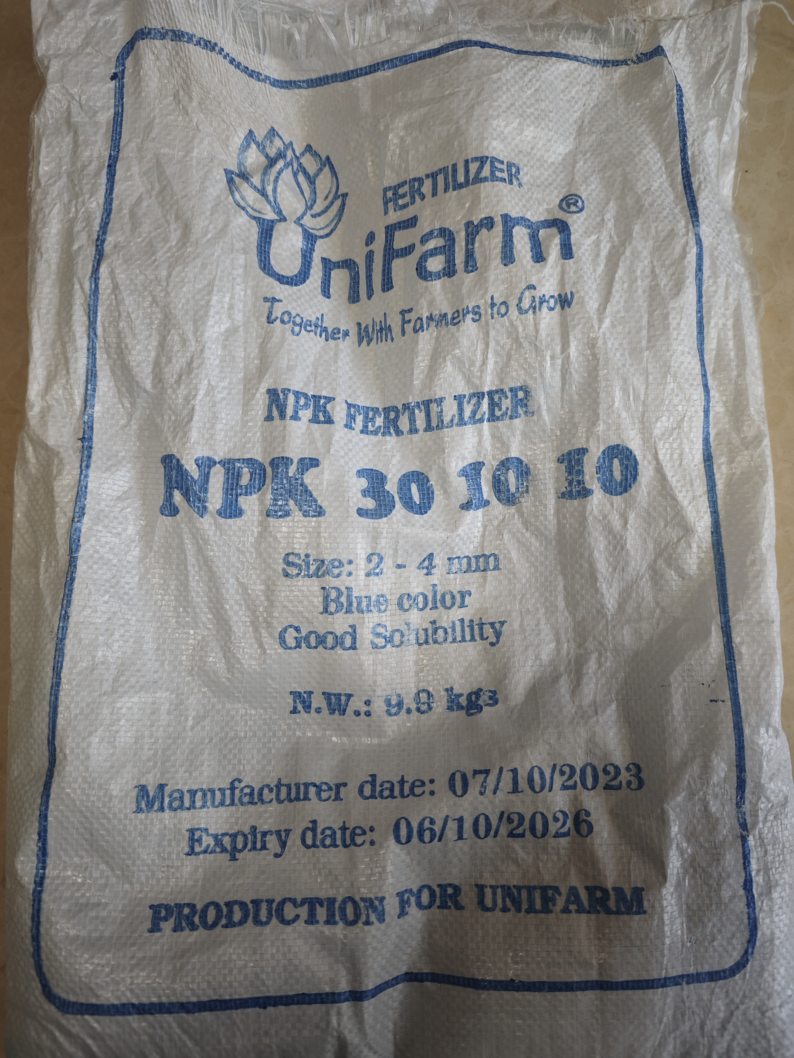 Water-soluble NPK 20 20 20 Fertilizer for Plants and Gardening NPK compound fertilizer NPK 15-15-15 granule