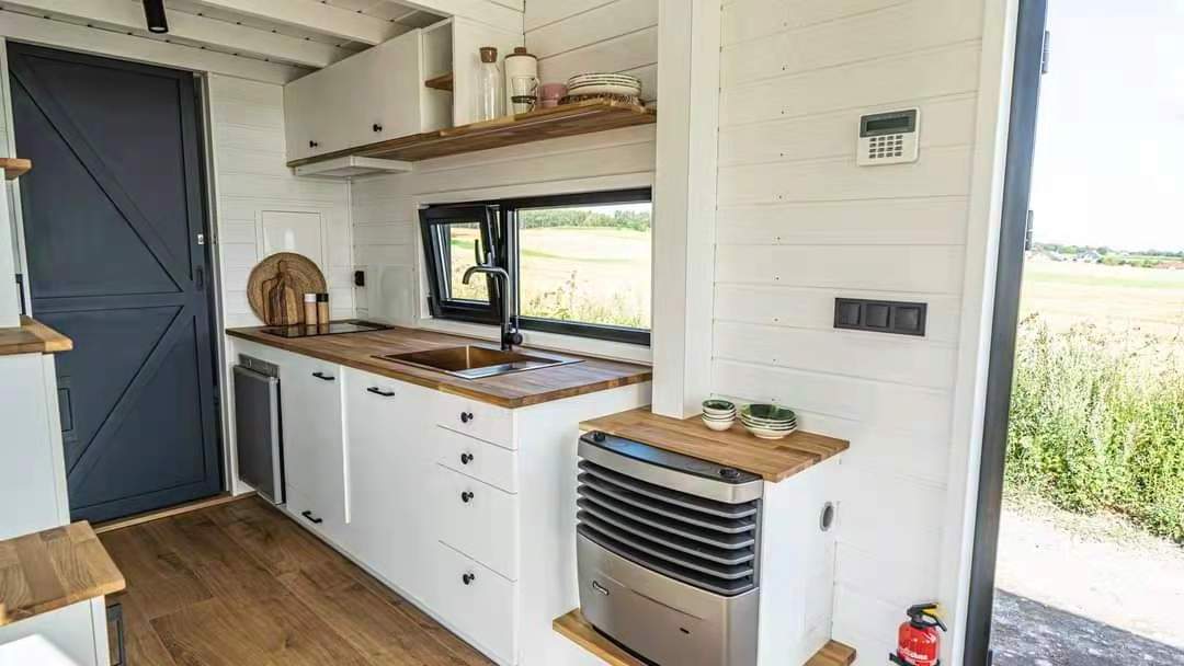 Prefab mobile trailer house tiny home with kitchen bathroom