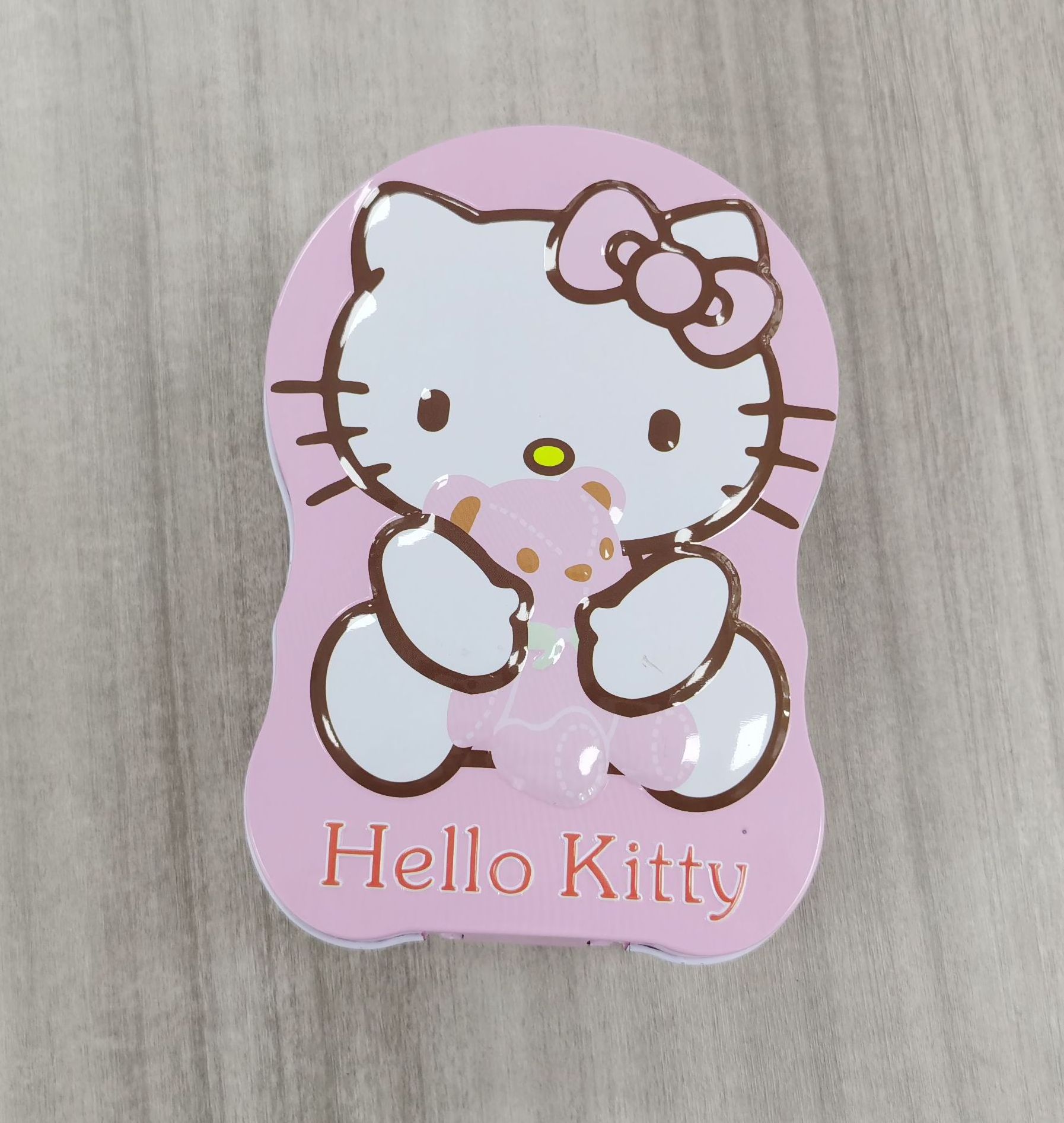 Hello Kitty Money Tin Box with Plastic Handle Coin Bank Tin Box with Lock