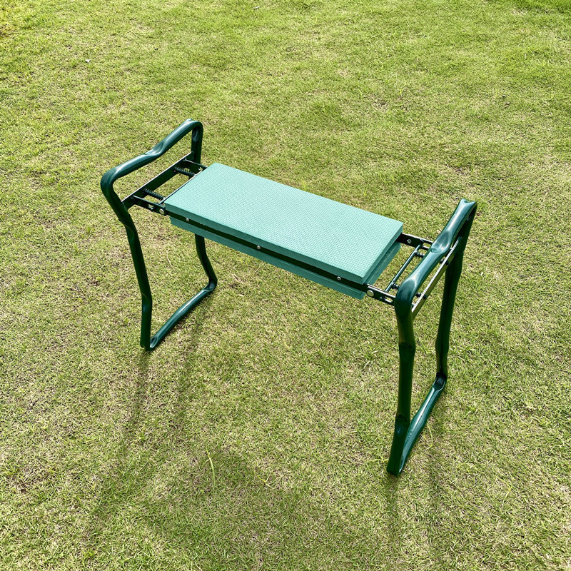 lightweight and Practical Folding Garden Kneeler with  Kneeling Pad Gardening Gift