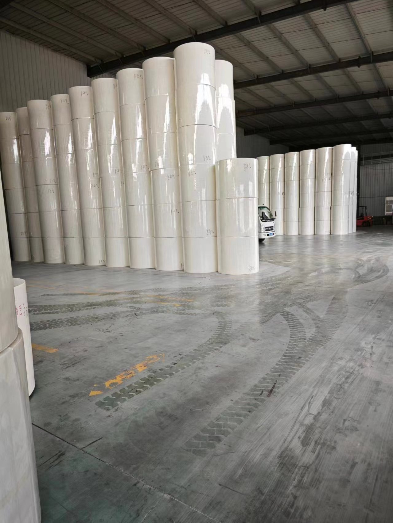 Building  non-woven white long fiber polyester mat for modified asphalt waterproof membrane