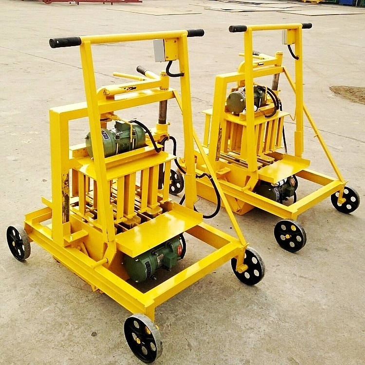 Small egg laying concrete block making machine