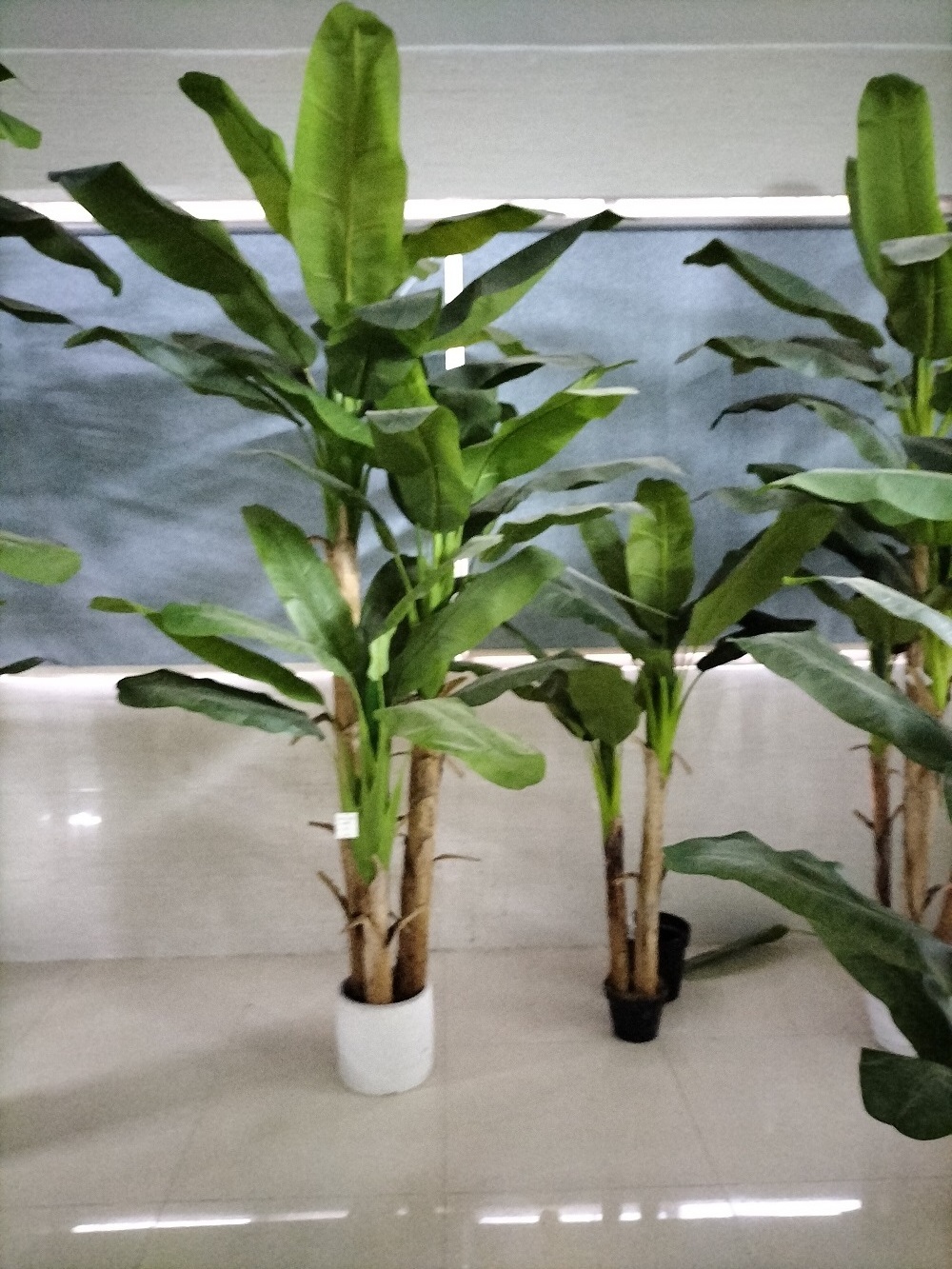 artificial banana tree potted for hotel or wedding or restaurant or tourist attraction