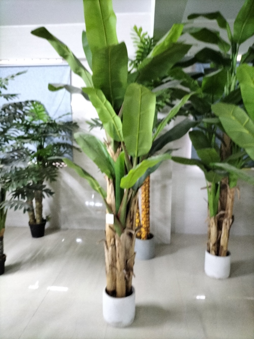 artificial banana tree potted for hotel or wedding or restaurant or tourist attraction