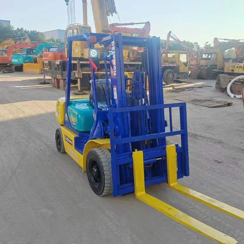 Reliable high quality second-hand high quality original Komatsu forklift truck small mechanical equipment for sale