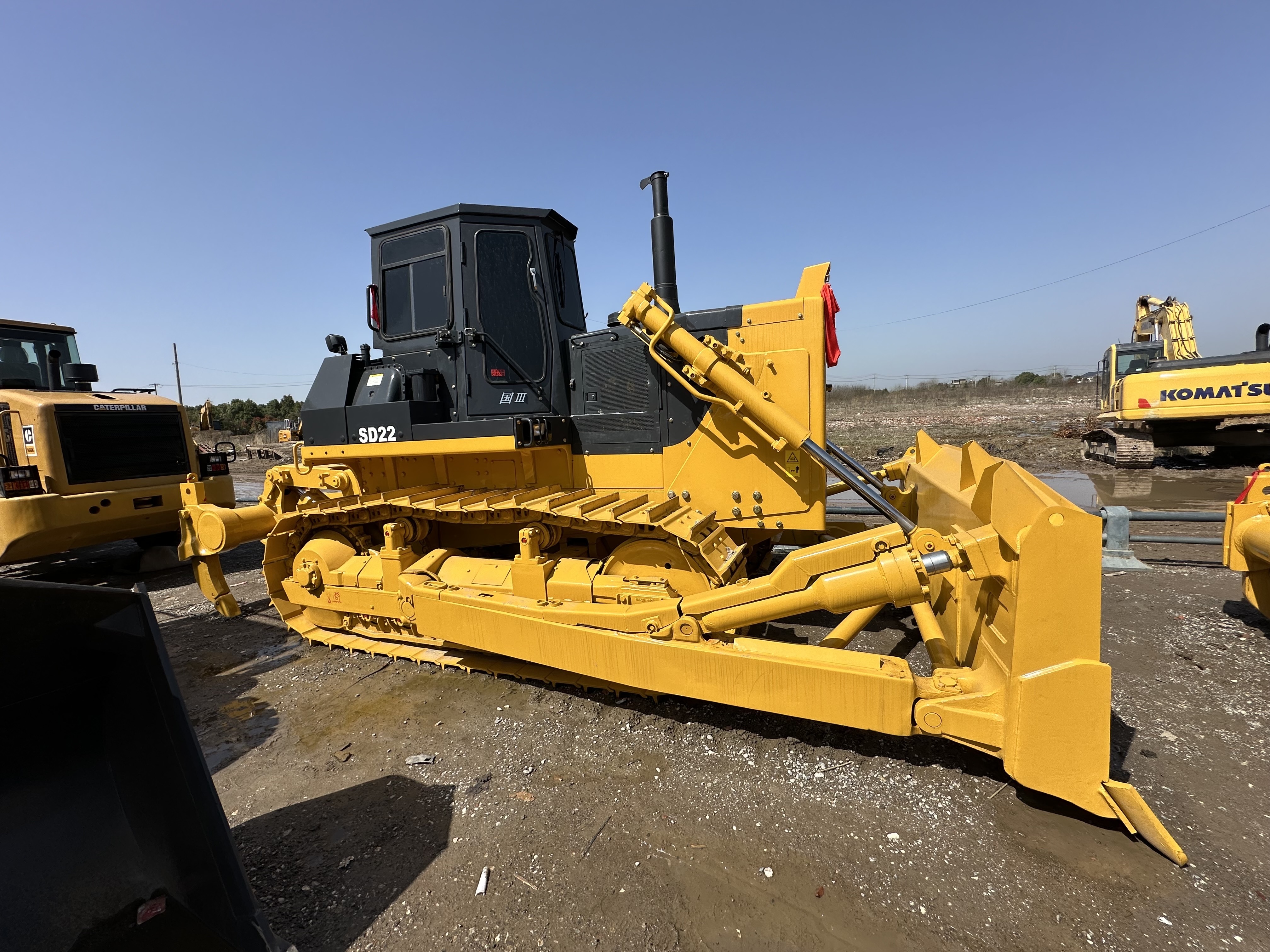 China Mini Bull Dozer SHAN TUI SD22 Small Hydrostatic Drive Bulldozer For Sale at low price