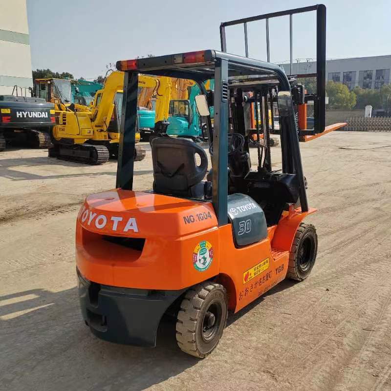 toyota3 ton forklift used toyota forklift fd30 used japanese forklifts 10 ton 15 ton for sale