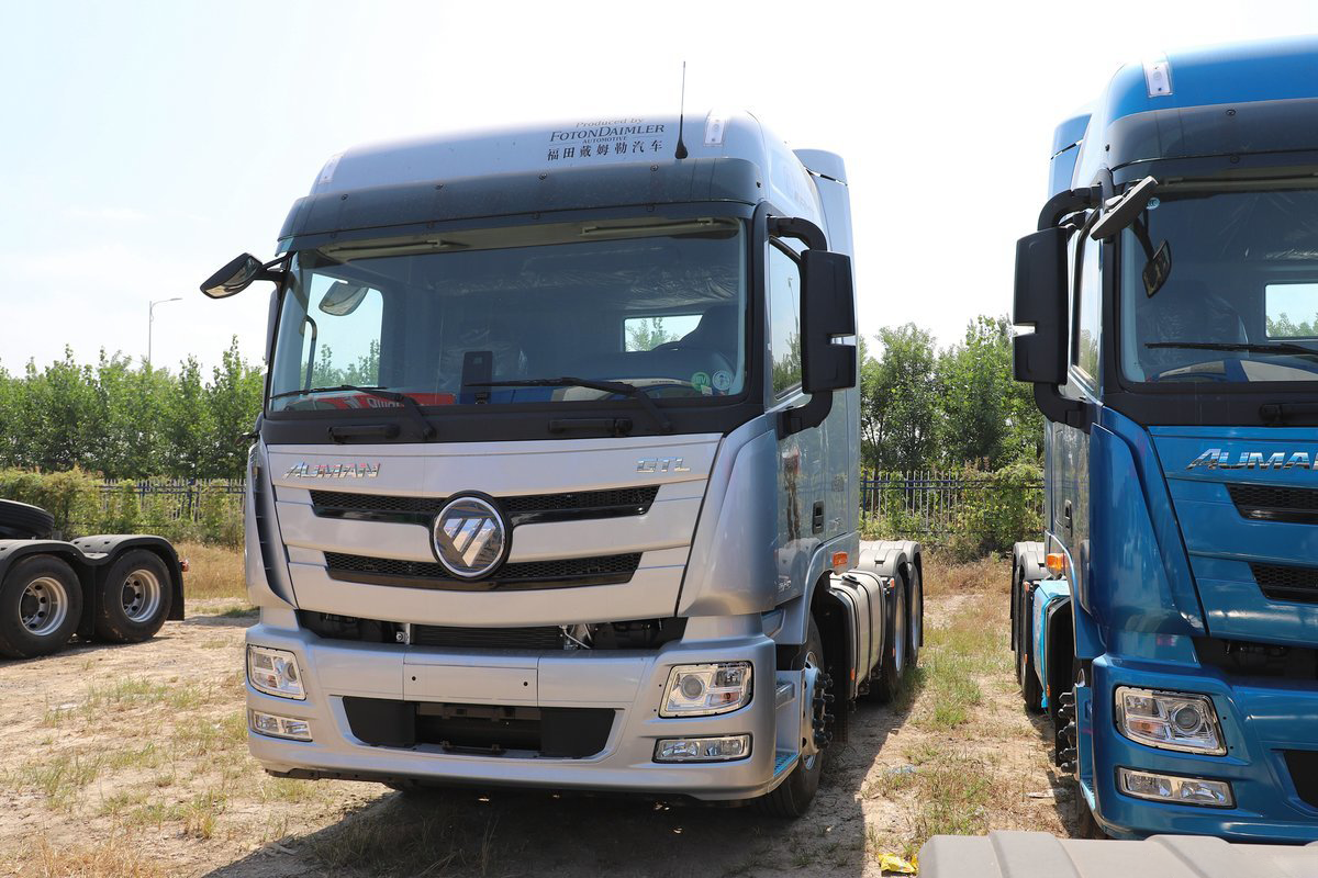 Foton Auman GTL Road tractor 6x4 430hp 470hp Used Tractor Head Truck for Sale in Haskstein and Russia