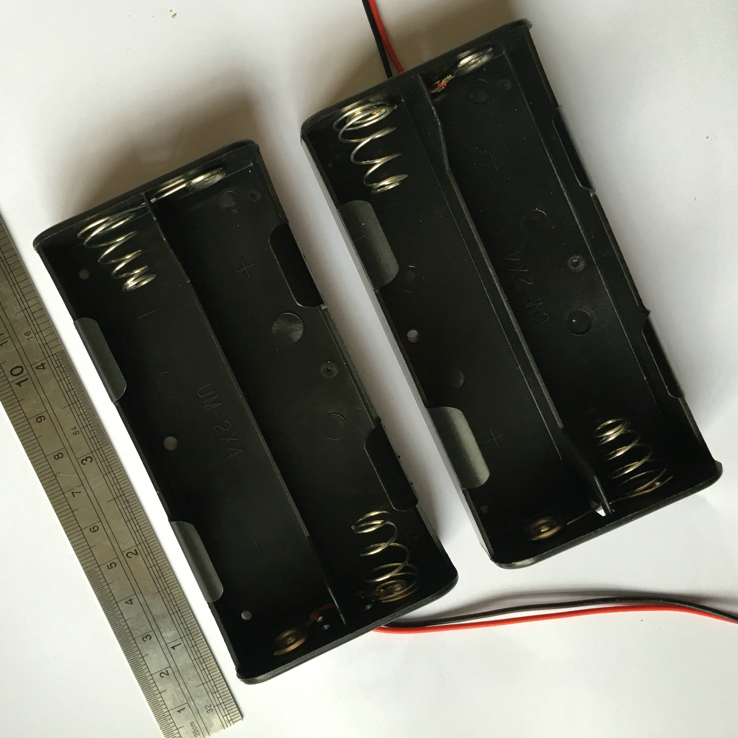 2 aa 2AA Battery Holder with Cover switch