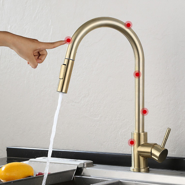 Matte Black Gold Hot and Cold 304 Stainless Steel Kitchen Sink Sensor Faucet with Pull Out Sprayer