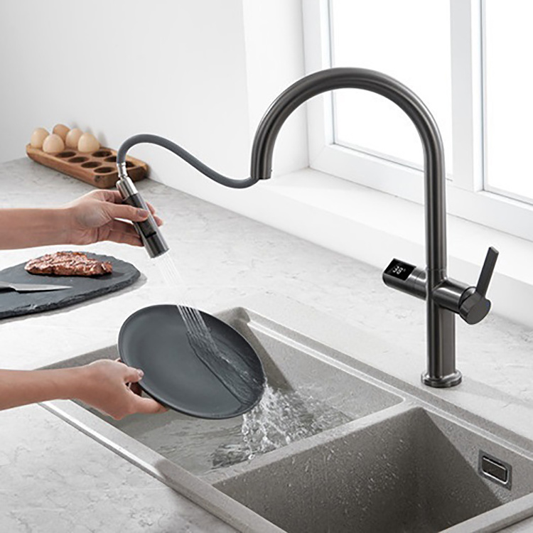 Brass Touchless Infrared Sensor Digital Kitchen Sink Faucets with Pull Down Sprayer