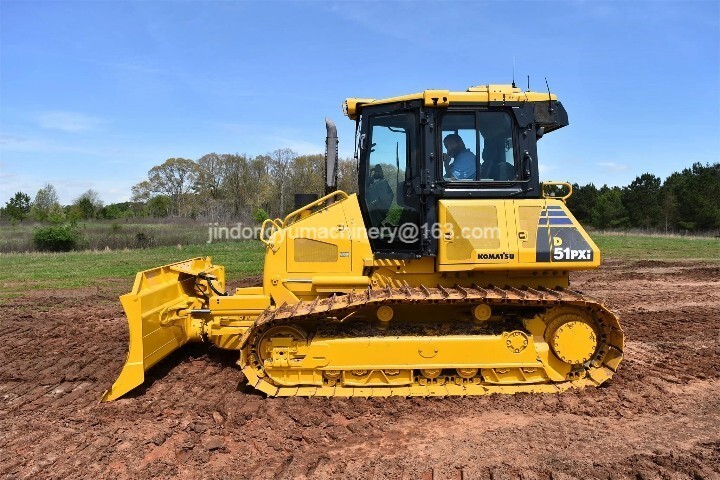 The D51PXI-22 machinery is a used KOMATSU bulldozer that is in good condition and ready for sale at an attractive price