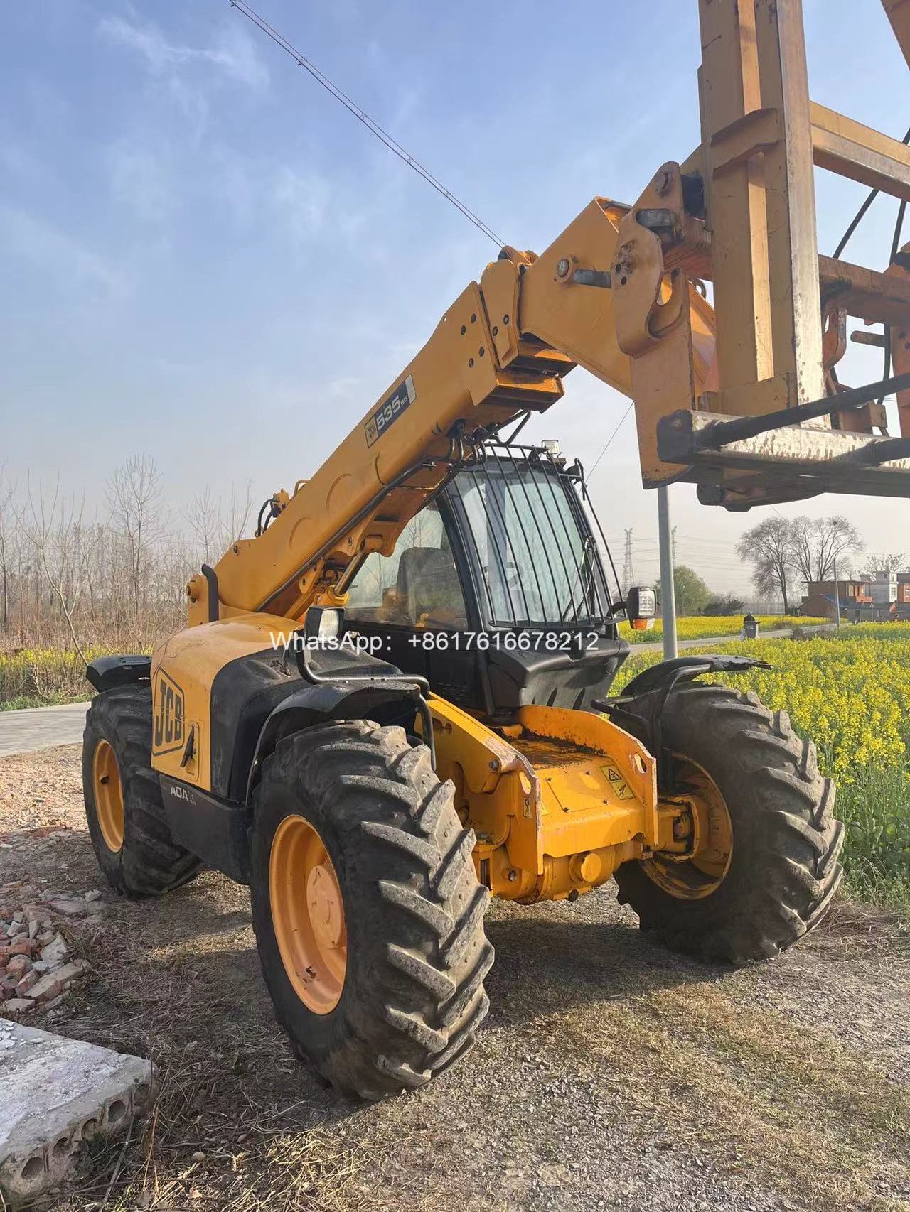 The second-hand JCB 535 telehandler, a 3.5-ton forklift made in the UK, is now available for hot sale