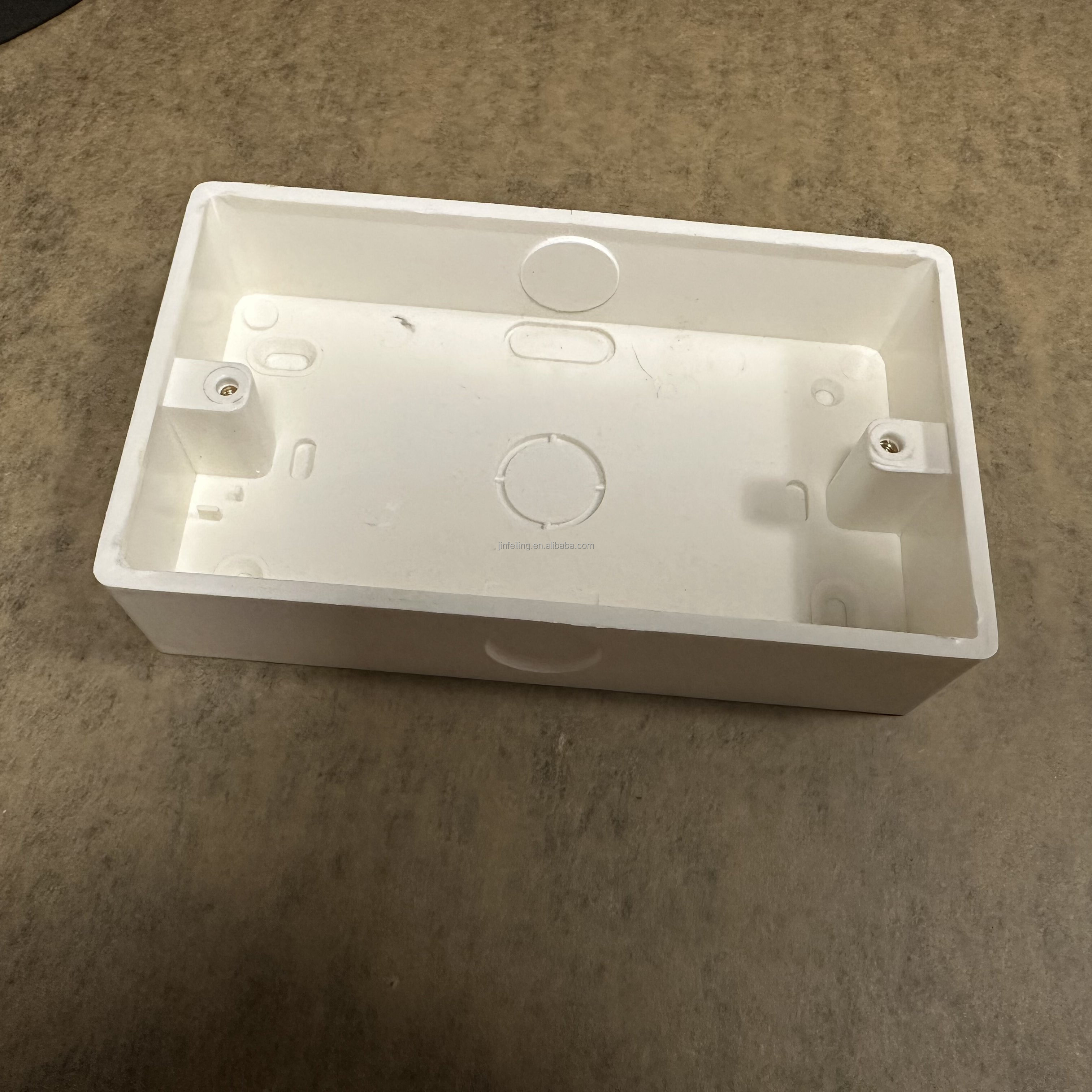 Available Sample High Quality White Light Wall Electrical Switch Cable Junction Box network switch box 86 switch box