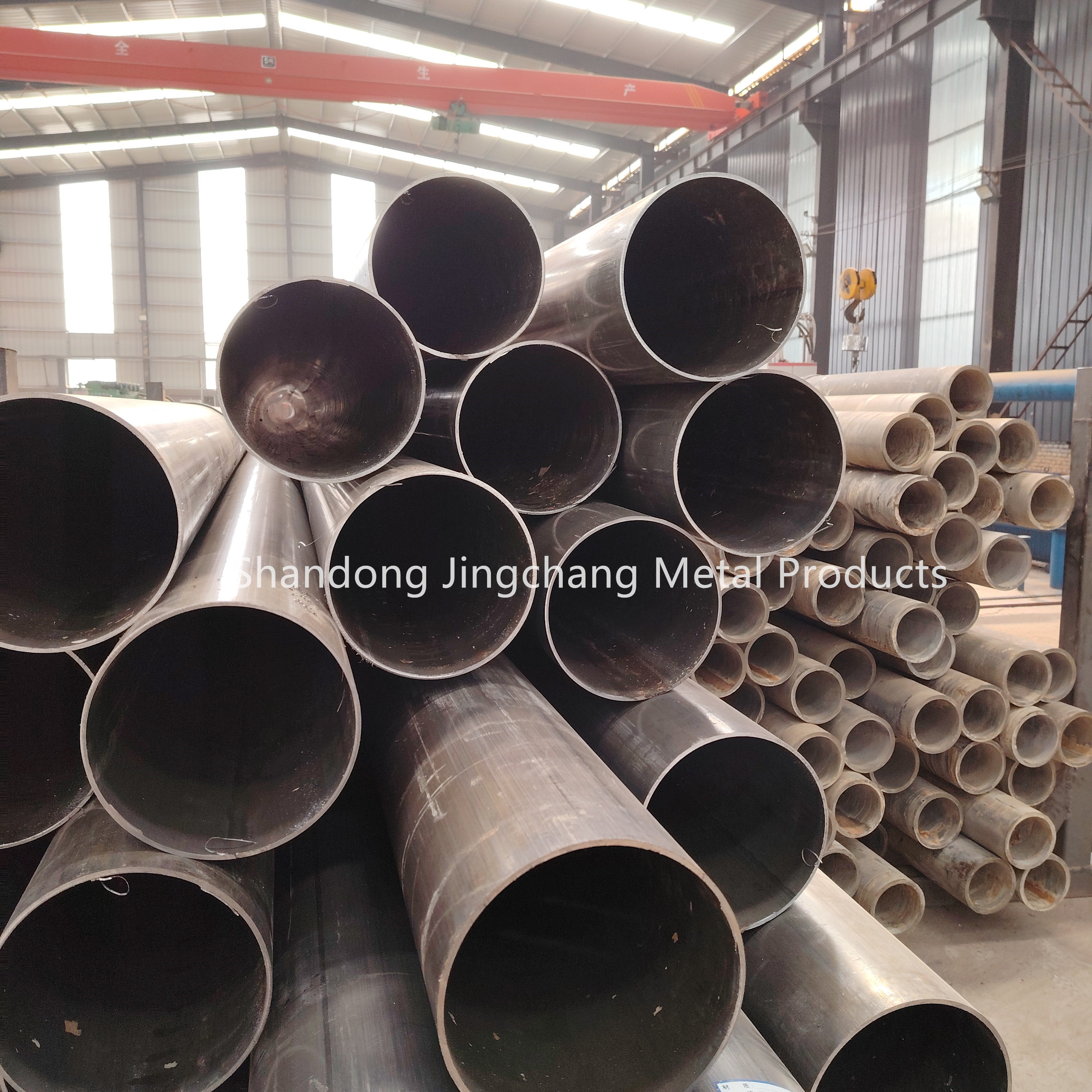 Customized Erw Carbon Grade B Black Iron Pipe Price Manufacturers Hot Rolled Round Black Seamless Carbon Steel Pipe