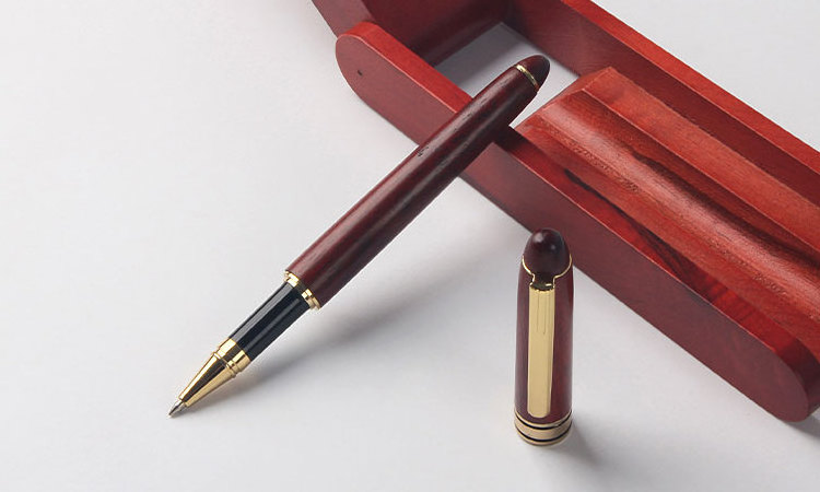 Promotional brand logo gift red wood roller ball pen set with red wooden box