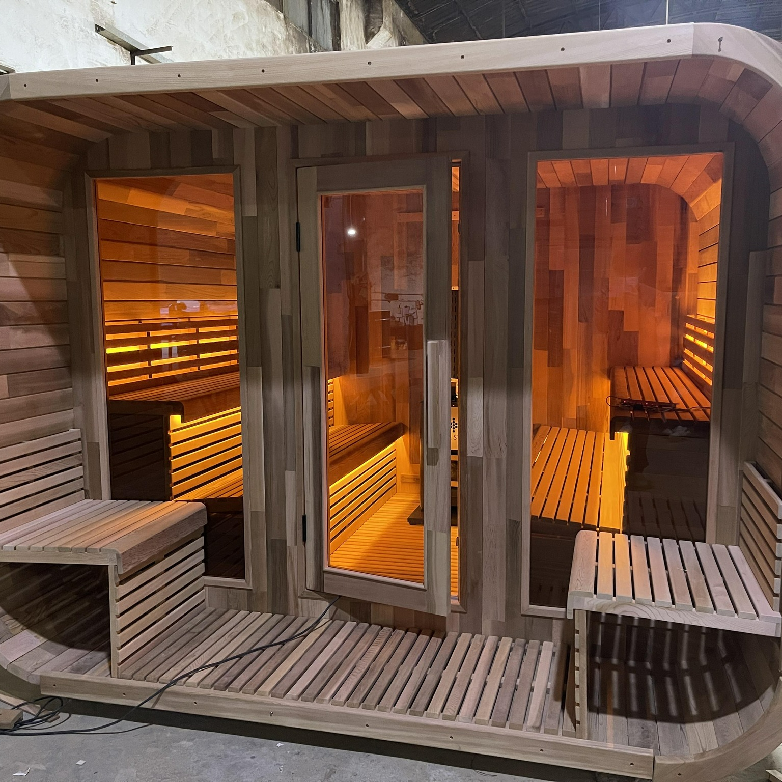 Customize 2-4 People Outdoor Wood Steam Sauna Room With Changing Rooms