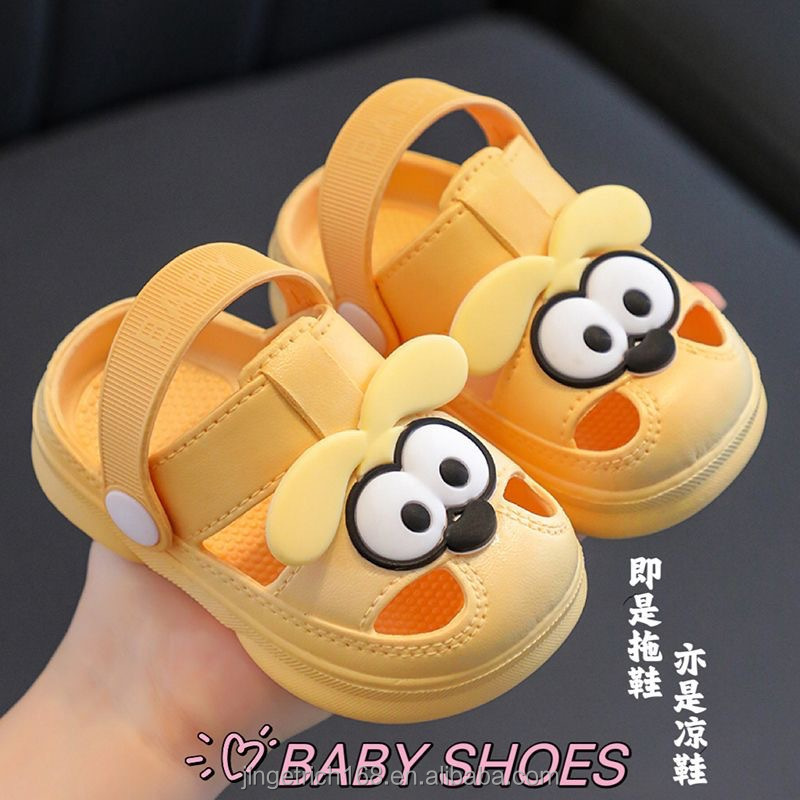 Children's slippers summer new cute bear shoes for baby girls boys soft soles non-slip slippers in the home bathroom