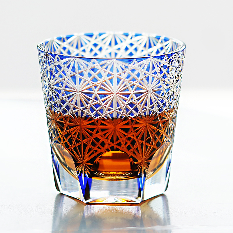 New 320ml Luxury Large Hand Engraved old fashioned whiskey glasses Blue overlaid glass rocks barware tumbler with gift box