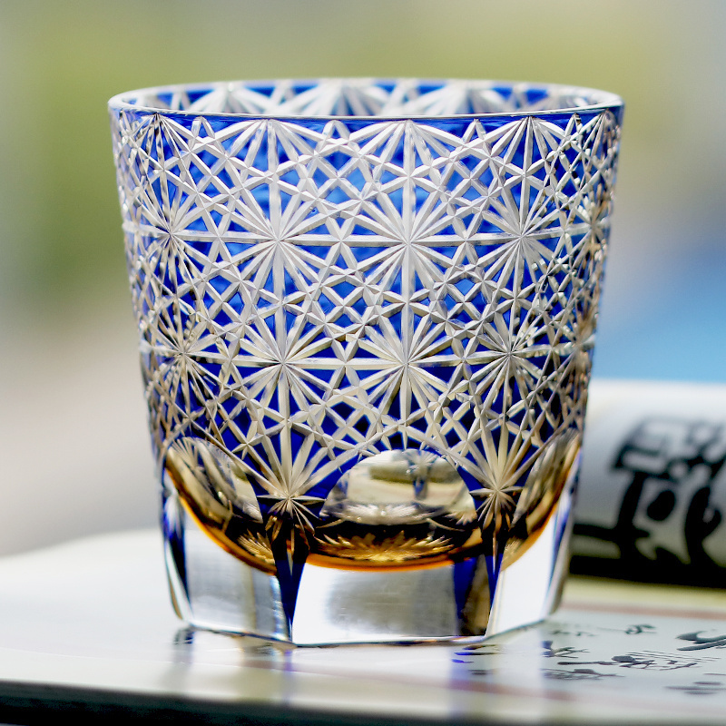 New 320ml Luxury Large Hand Engraved old fashioned whiskey glasses Blue overlaid glass rocks barware tumbler with gift box