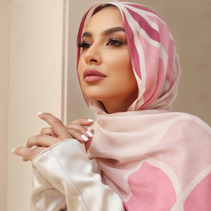 Newest designMuslim women  print modal hijab tudung scarf bamboo fiber cotton voile printed hijab scarf