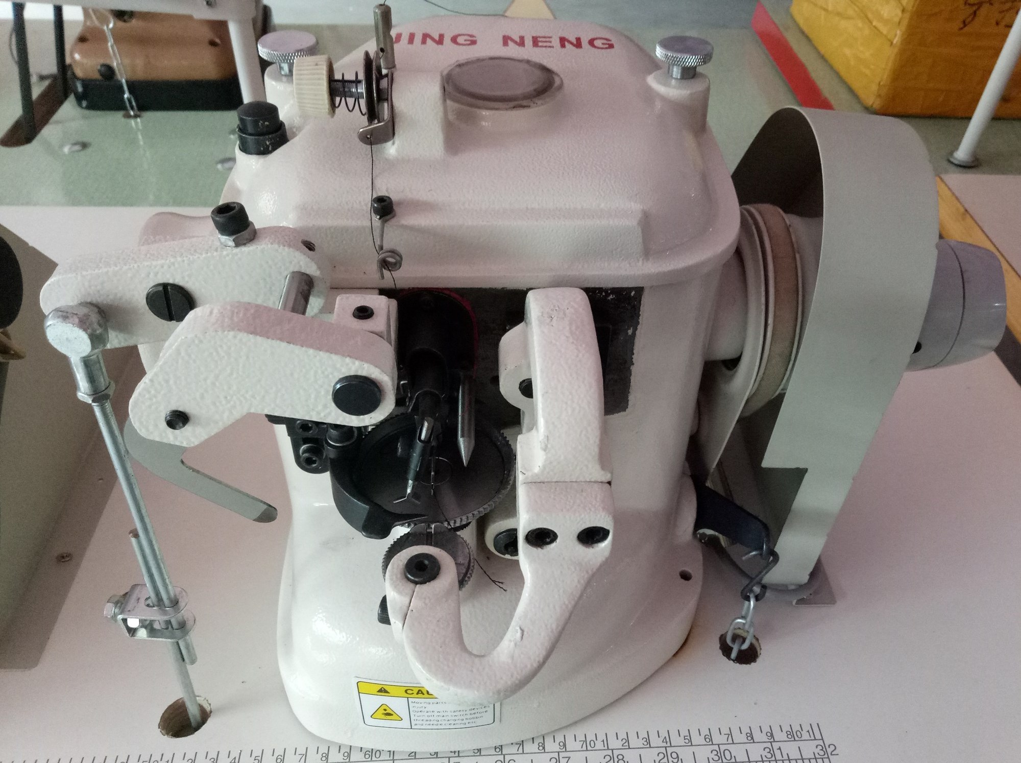 JN-460 automatic lubrication disc feed overseaming machine shoes machine making