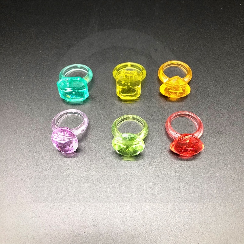 Cheap 28 32mm 1 Inch Capsule Toy Wholesale Crystal Diamond Finger Rings Gachapon Ring Jewelry Plastic Ring Small Toys For Kids