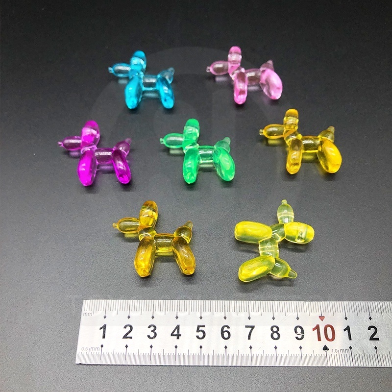 Wholesale Acrylic Clear Beads Balloon Dog Figures Cheap Vending Machine 50mm Capsule Toys Crystal Toy For Kids