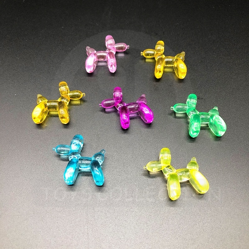 Wholesale Acrylic Clear Beads Balloon Dog Figures Cheap Vending Machine 50mm Capsule Toys Crystal Toy For Kids