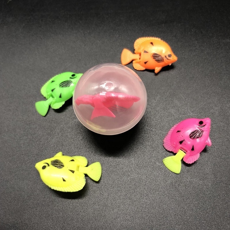 Yiwu Offer Cheap 32mm Round Plastic Capsule Gashapon Toys Mixed Designs Small Size Mini Toy