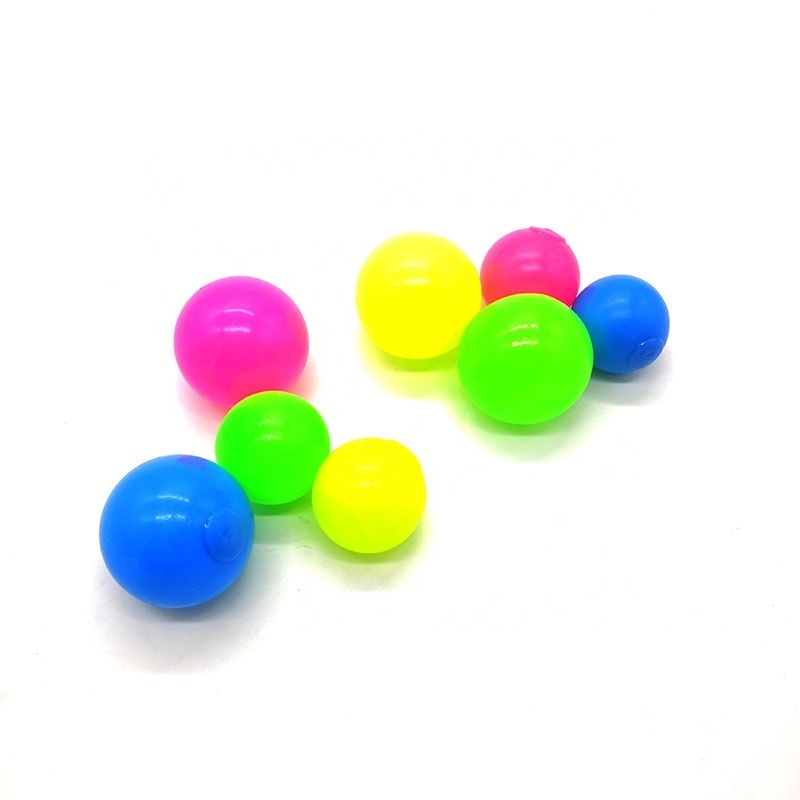 Luminescent Stress Relief Ball Glow in the Dark Ceiling Sticky Balls For Kids