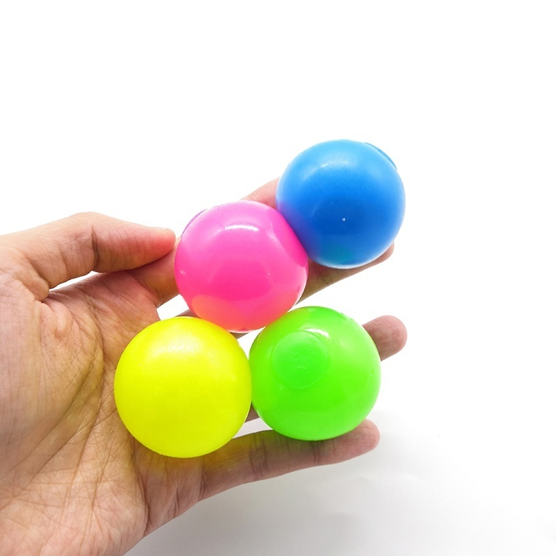 Luminescent Stress Relief Ball Glow in the Dark Ceiling Sticky Balls For Kids