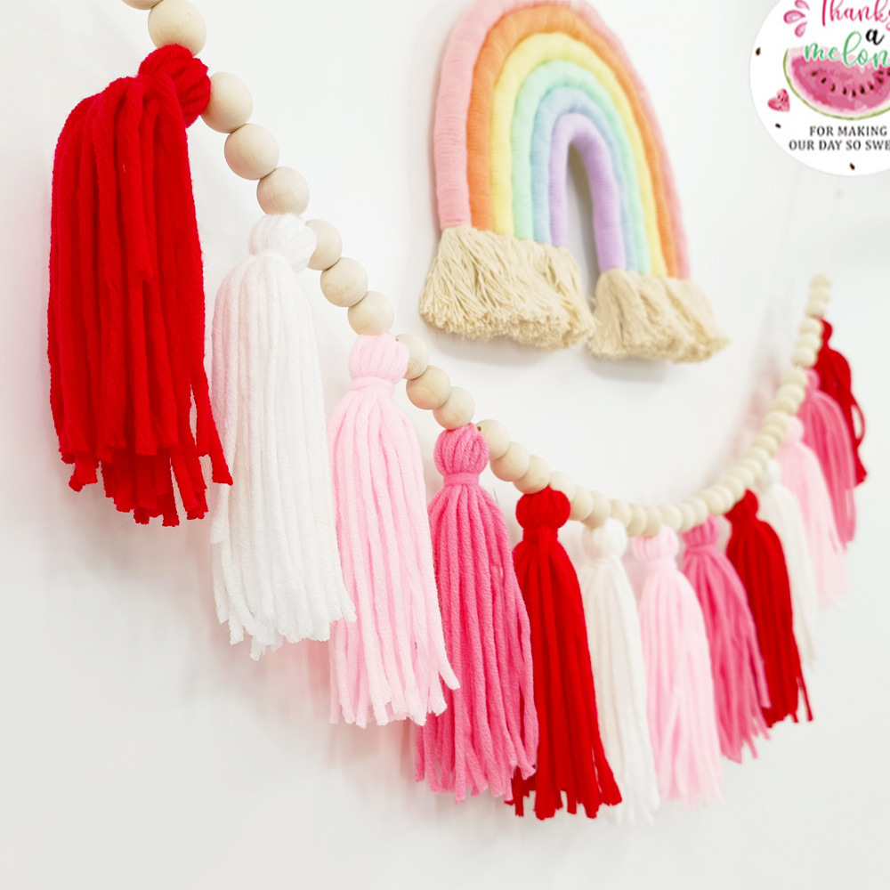 Hot Selling Home Party Wood Bead Garland With Tassels Boho Macrame Wall Hanging Decor Pastel Tassel Banner