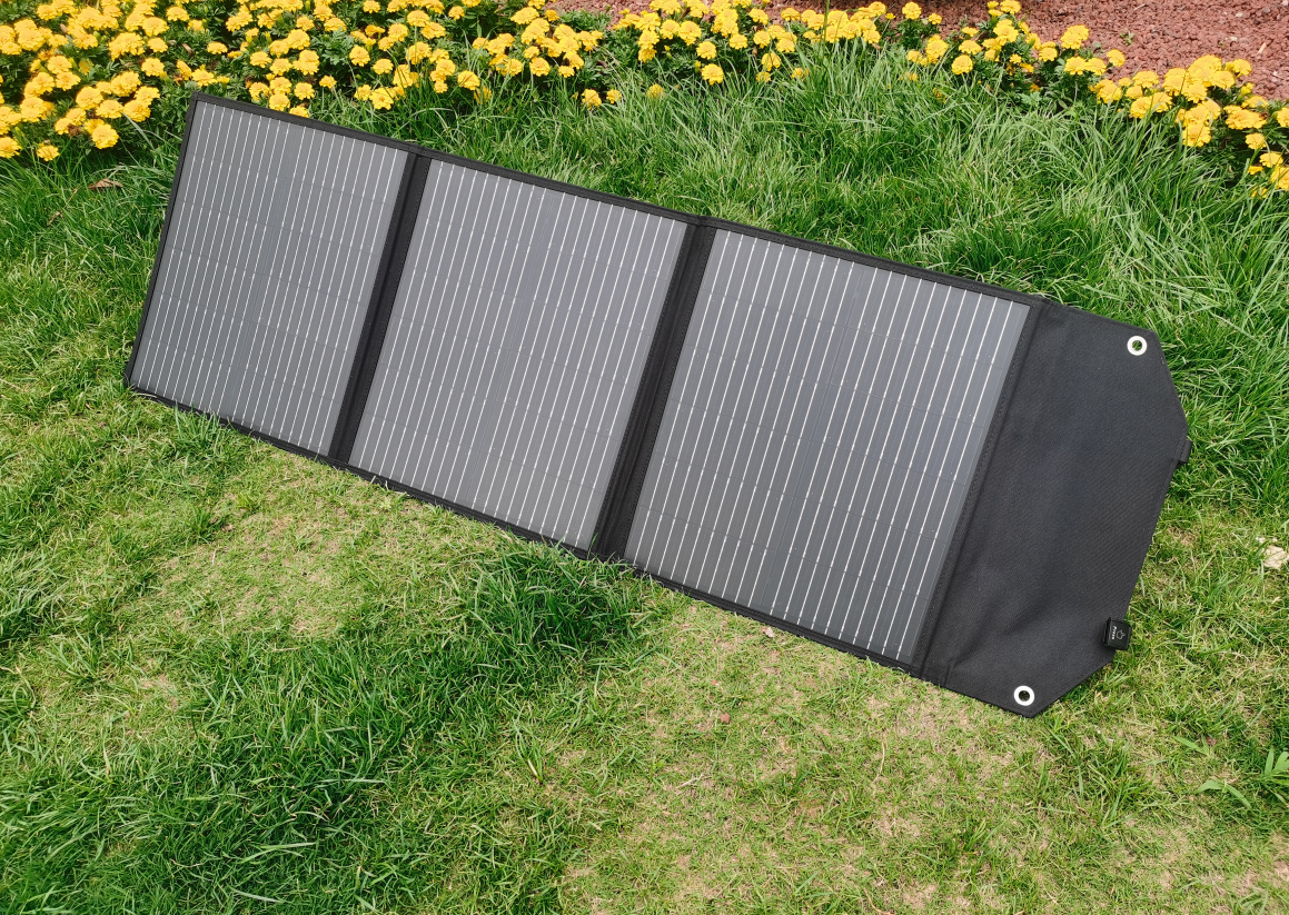 30W 100W 200W portable foldable solar panel For Outdoor Camping Hiking