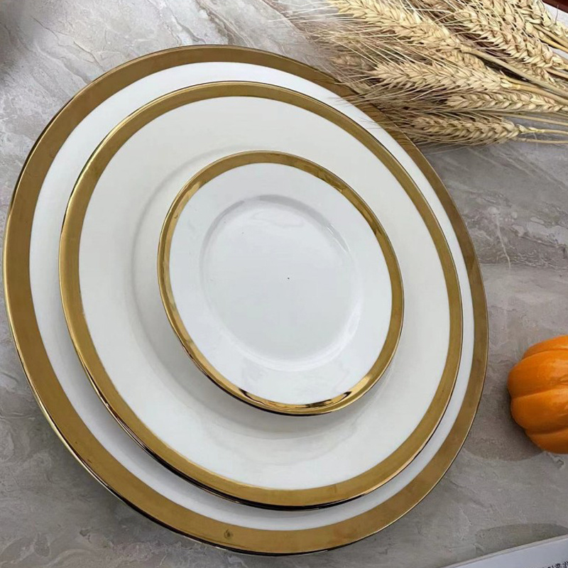 Cheap Restaurant Plate Decal Rim Flat Plates Round Tableware Set White and Gold Rim Ceramic Plate for Wedding Tabletop Rental