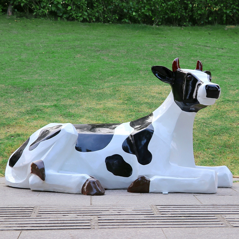 Jingujin Genuine fiberglass dairy cow sculpture Various colors life size fiberglass anime sculpture for art