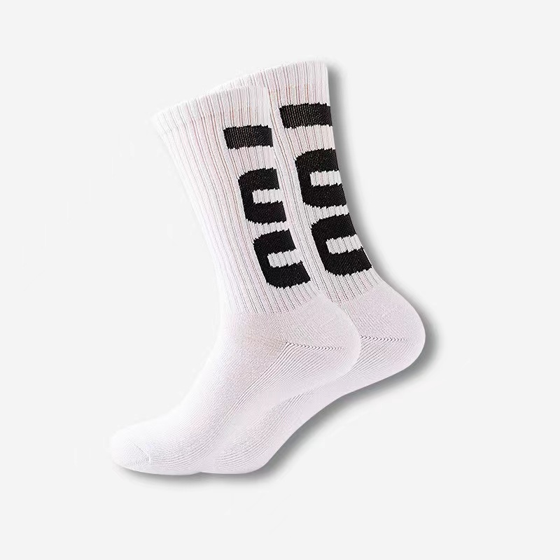 Men's and women's foreign trade socks European basketball short tube running socks comfortable cushioned thick sole