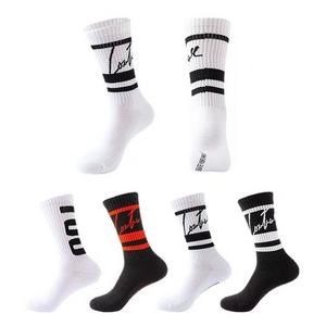 Men's and women's foreign trade socks European basketball short tube running socks comfortable cushioned thick sole