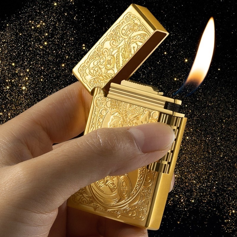 Carved Side Skid Wheel Loud Lighter Small Grinding Open Flame Gas Lighter Personalized Outdoor Metal Cigarette Lighter