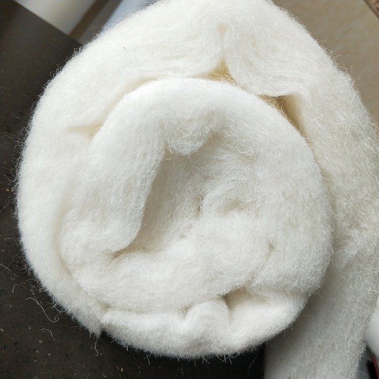 China Manufacturer Wholesale Eco-friendly Fireproof 100% Polyester Wool Insulation Batts