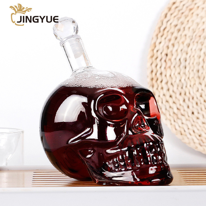 Skull Head Shaped Wine Bottle Wholesale Creative 1000ml Custom Logo Etched Crystal Wine and Whiskey Decanter