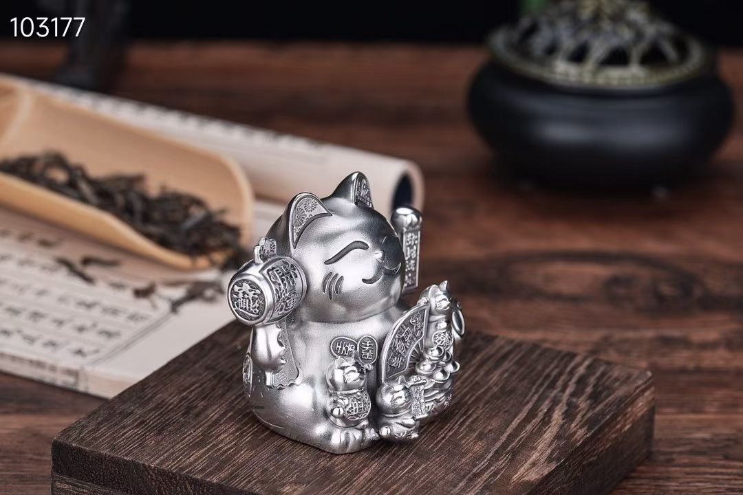 Chinese Lucky Cat Ornament Tea Pet Design and Customization Manufacturing of tea set ornaments Metal tea set mold customization