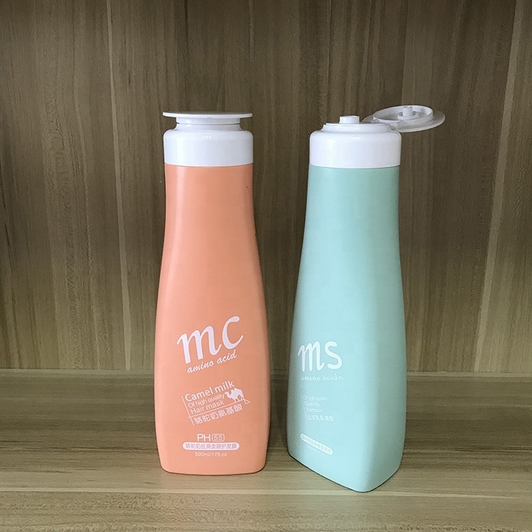 New design Plastic Squeezable Shampoo bottle 500ml HDPE soft touch Flat shape bottle with Flip top cap